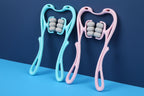 Masajeadores cervicales de rodillos disponibles en color azul y rosa