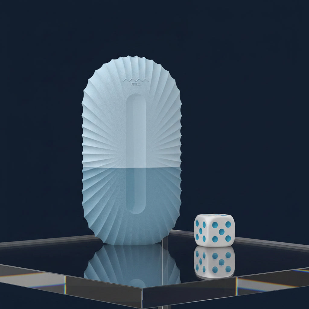 Molde de hielo de silicona Xorevial en color azul, herramienta ideal para masajes fríos reductores de inflamación y líneas de expresión en el rostro.