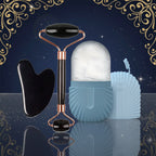 Set de belleza Xorevial compuesto por rodillo de obsidiana, piedra Gua Sha negra y molde de hielo de silicona en color azul claro.